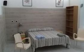 New Smart House, centralissimo e ampio monolocale di 70 mq !!